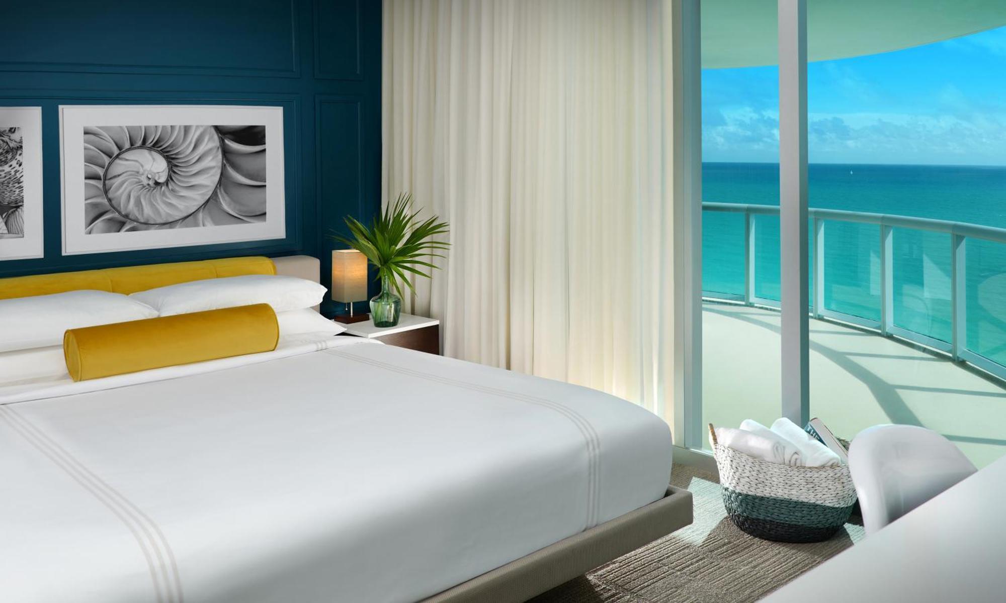 One-Bedroom Partial Ocean View Suite,1276784701:JPEG