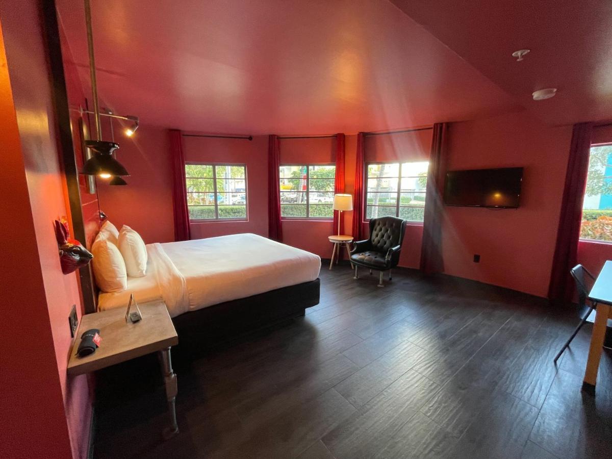 Quarto com Cama King-size - Acessível para Hóspedes com Mobilidade Reduzida