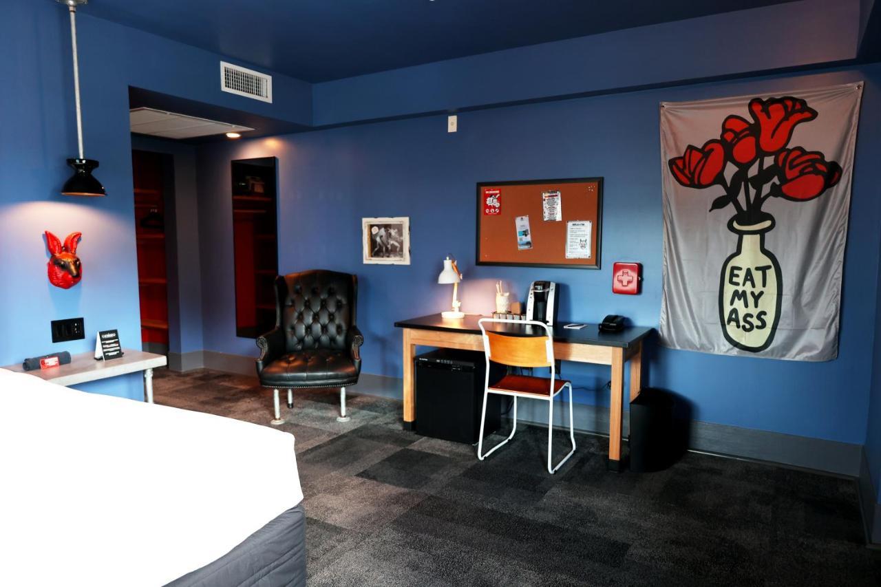 Quarto com Cama King-size