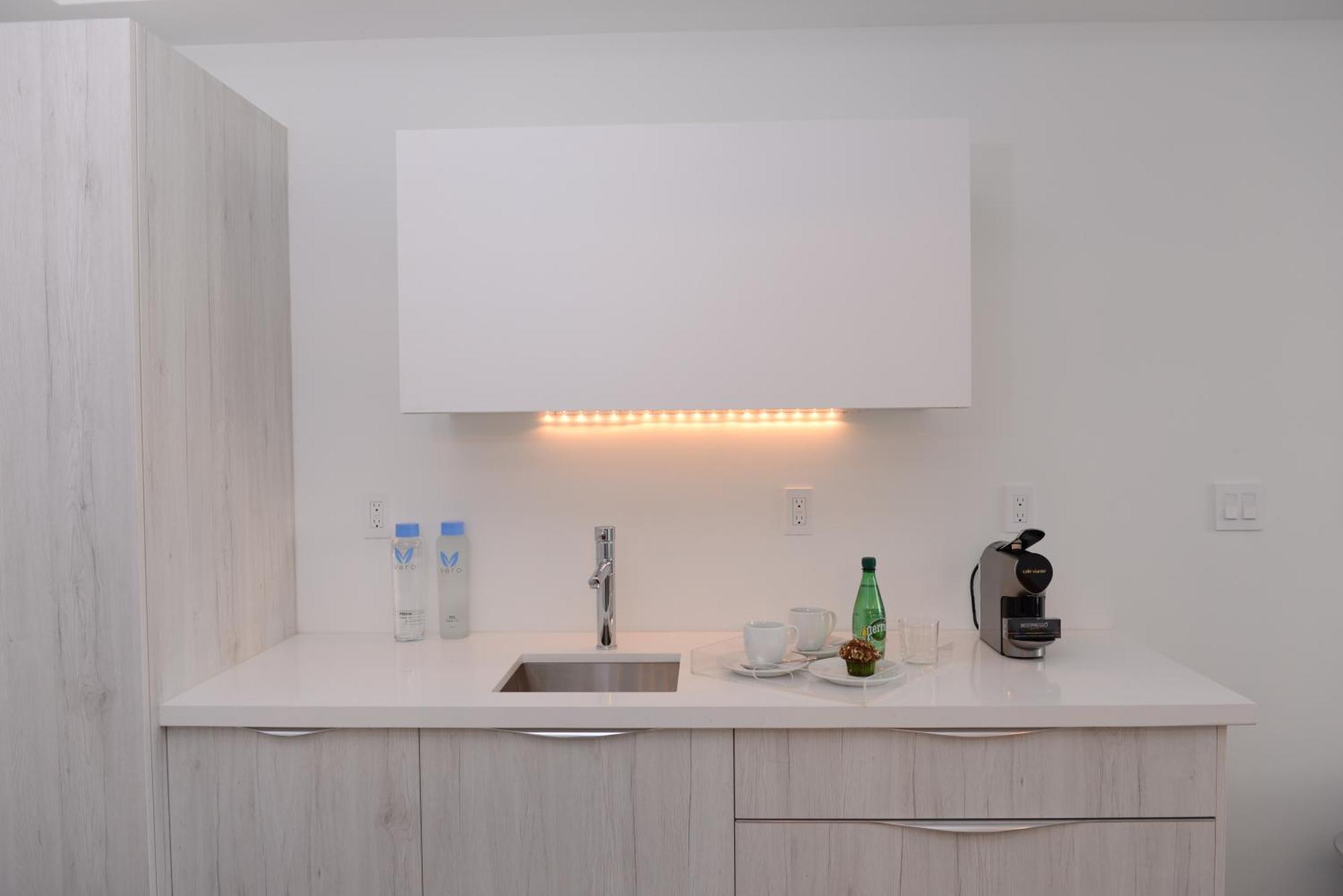 Urban 2 Bedroom Suite Kitchenette Standing Balcony,1448865538:JPEG