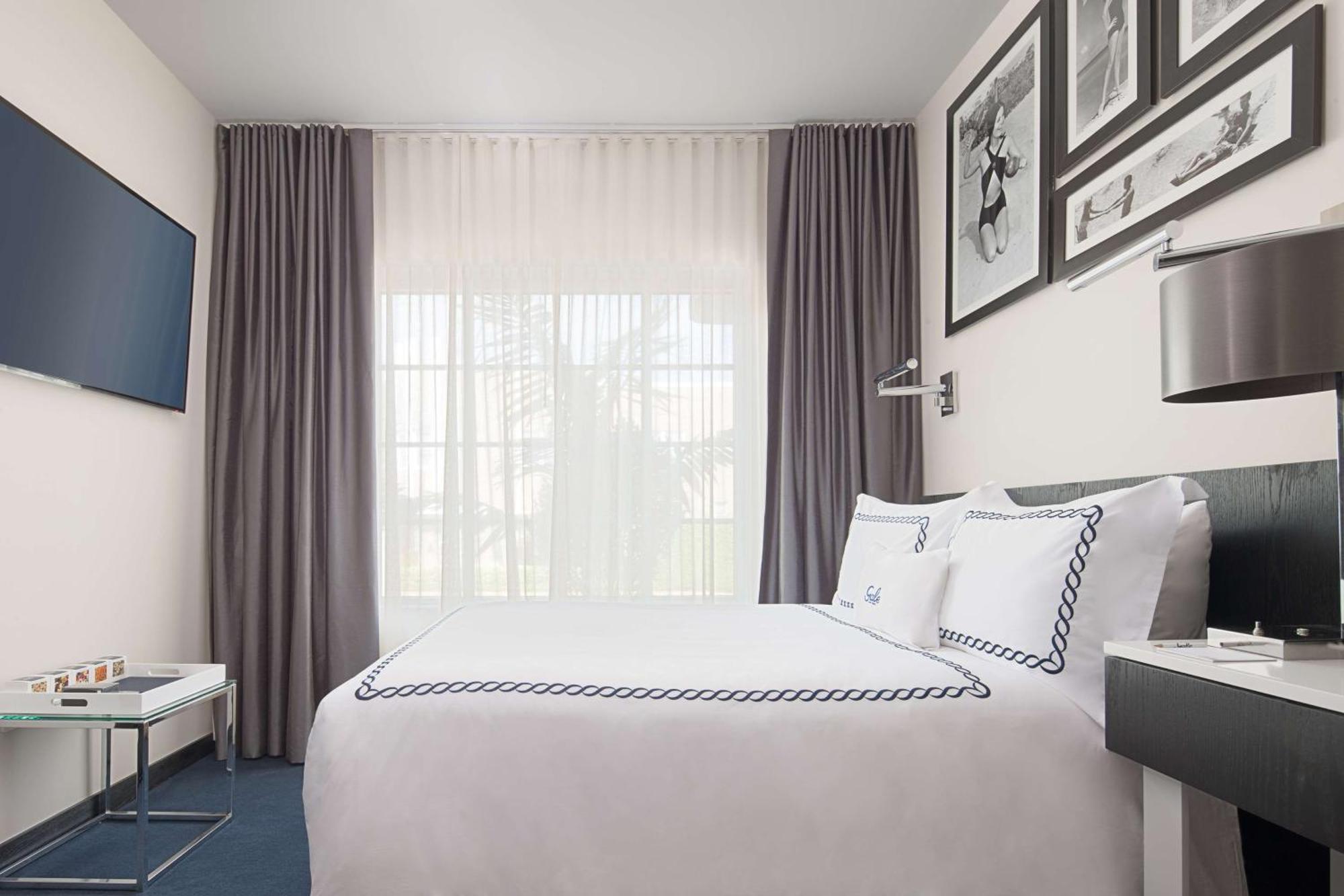 Signature Double Room,1551618379:JPEG