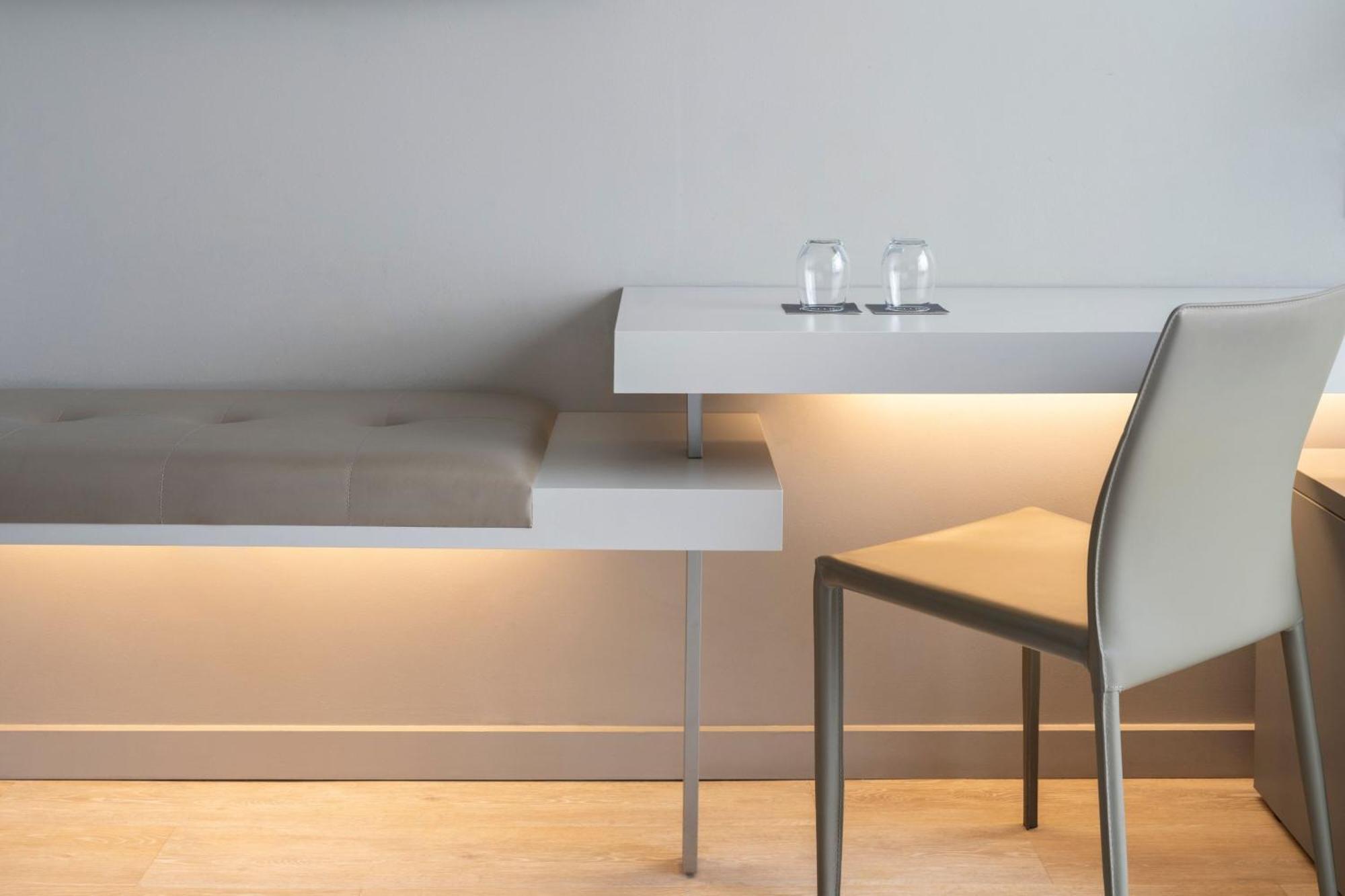 Suite met 2 Queensize Bedden - Uitzicht op de Oceaan - Balkon