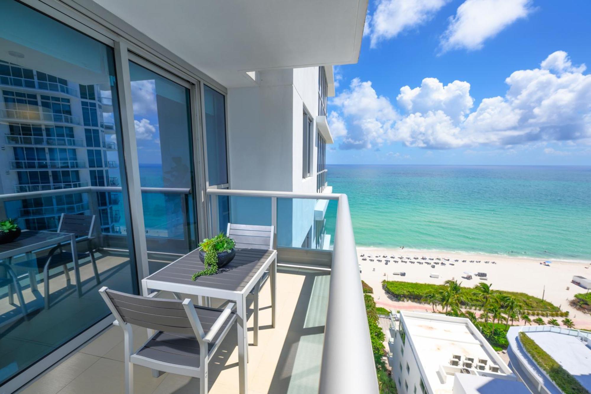 One-Bedroom Apartment Partial Sea View,1618840646:JPEG