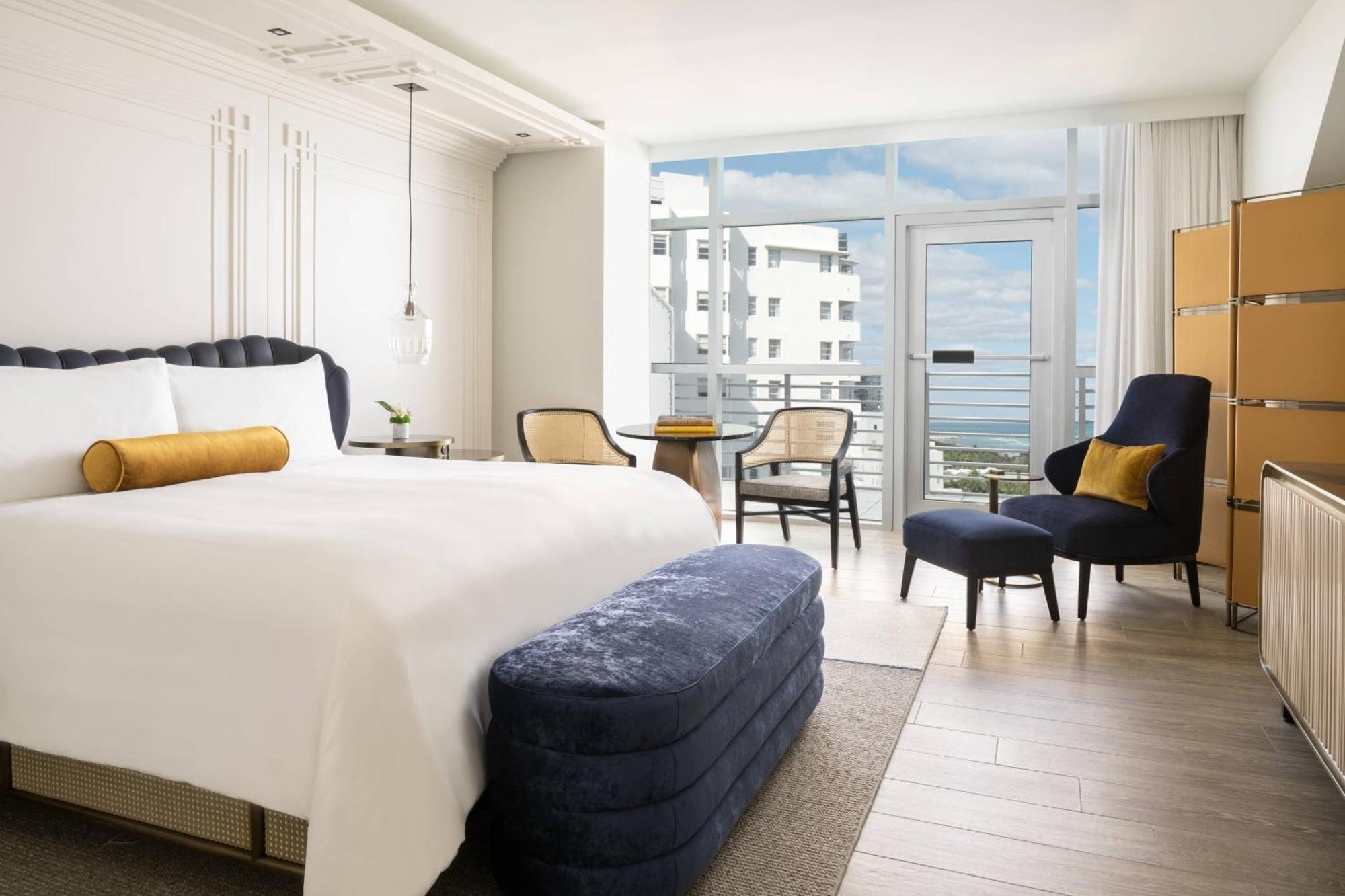 Club Partial Ocean View Room 1 King Bed,1633677849:JPEG